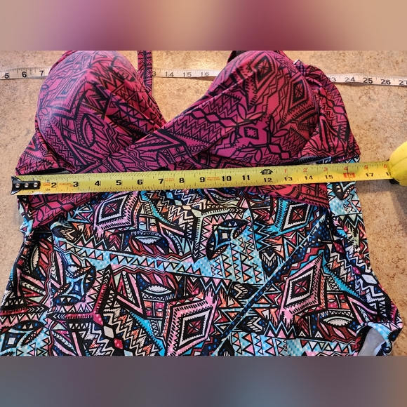 Swimsuits For All Cut Out Aztec Pattern Plus Size 22 NWT - Picture 5 of 13